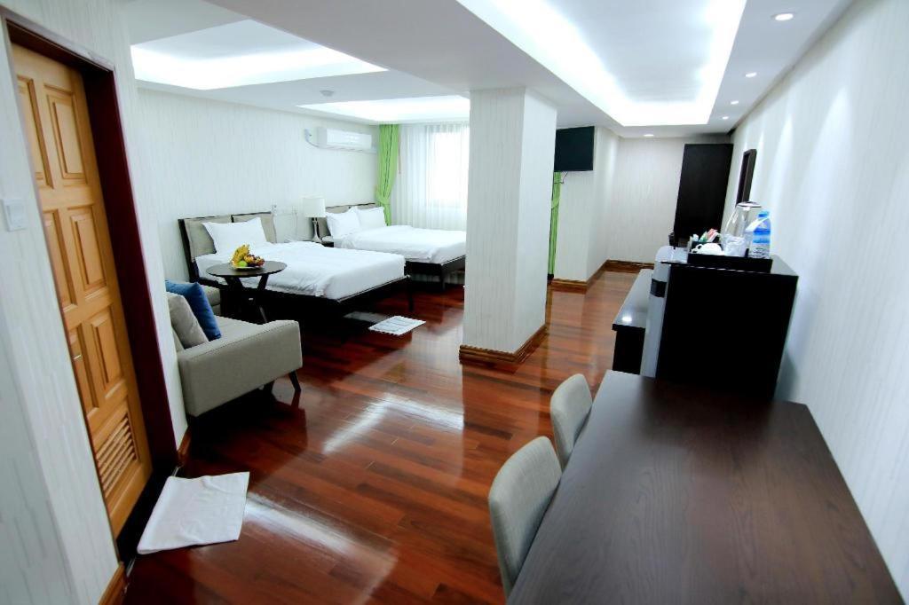 Myanmar Life Hotel Yangon Eksteriør bilde