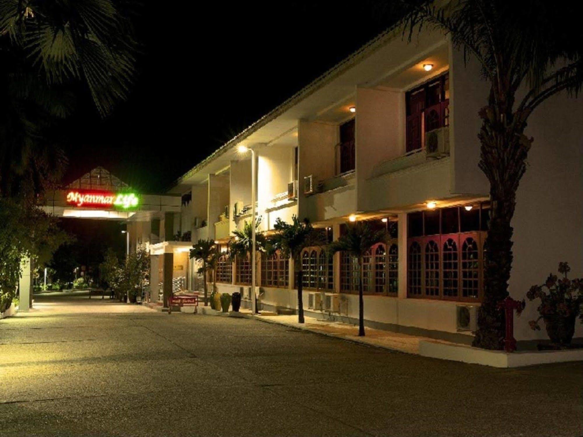 Myanmar Life Hotel Yangon Eksteriør bilde
